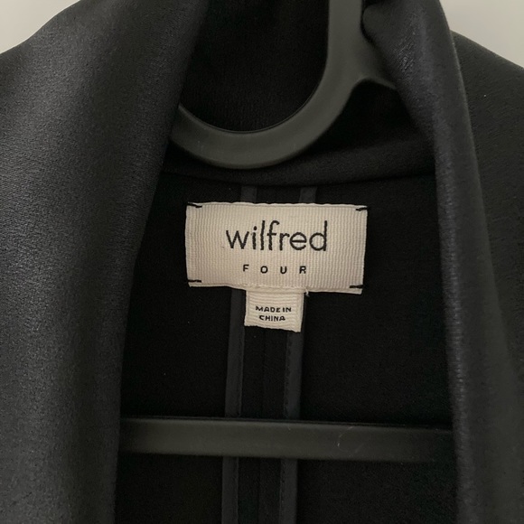 Wilfred Chevalier Blazer in Black - Picture 5 of 5